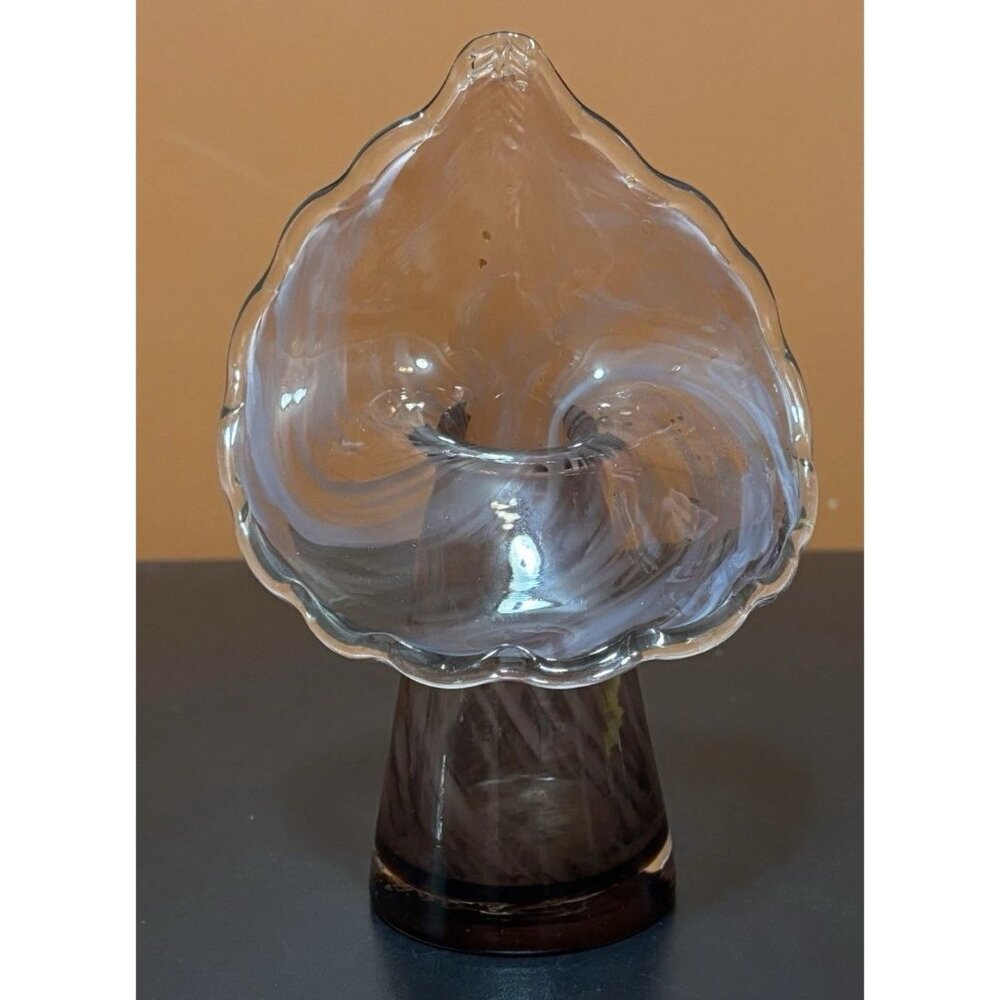 “Jack In The Pulpit” Art Glass Purple Vase Hand Blown Pontil Mark Swirl Design